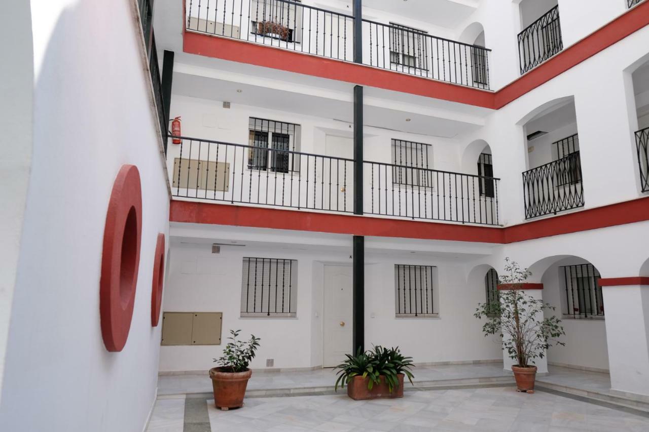 Ferienwohnung Charming House - Calm And Comfort In The Center Sevilla Exterior foto