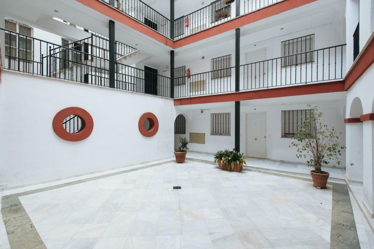 Ferienwohnung Charming House - Calm And Comfort In The Center Sevilla Exterior foto